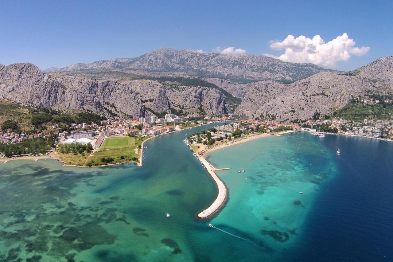 Apartments With A Parking Space Omis - 19051 Luaran gambar